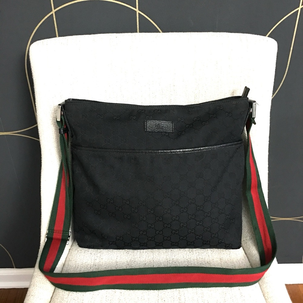 Authentic Gucci unisex messenger bag black monogram canvas - Picture 3 of 16